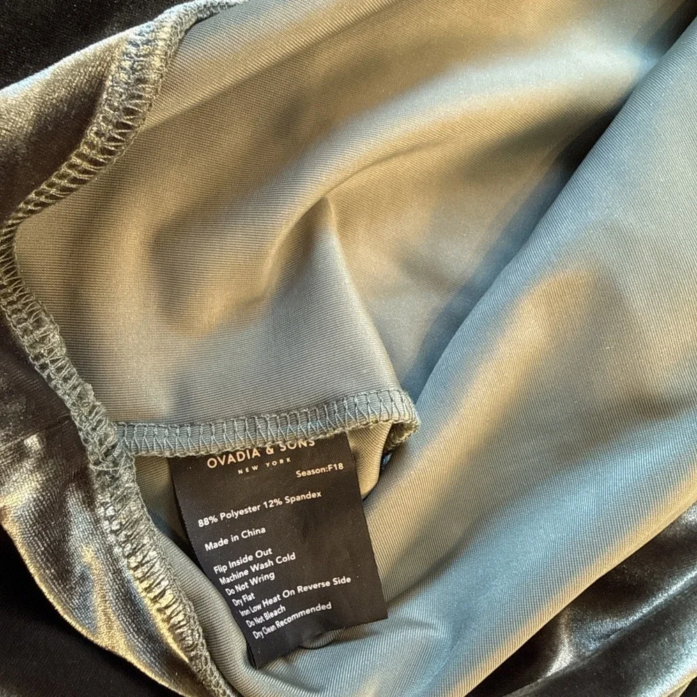 OVADIA &‎ SONS New York Olive Velvet Crew Neck Long Sleeve Size Large